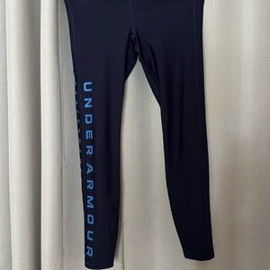 Under armour heat gear leggings!!
